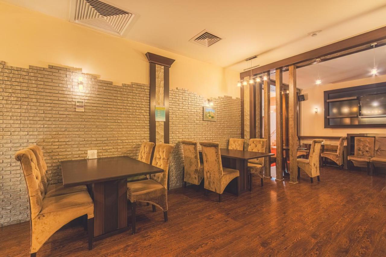 Passaje Old Hotel บากู ภายนอก รูปภาพ